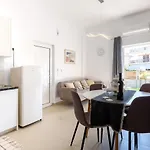 Oreon - 'xenia' Apartment