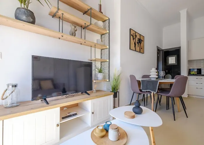 Oreon - 'xenia' * Náuplia